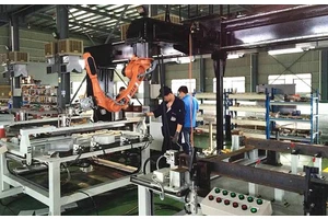 Car bottom welding robot workstation